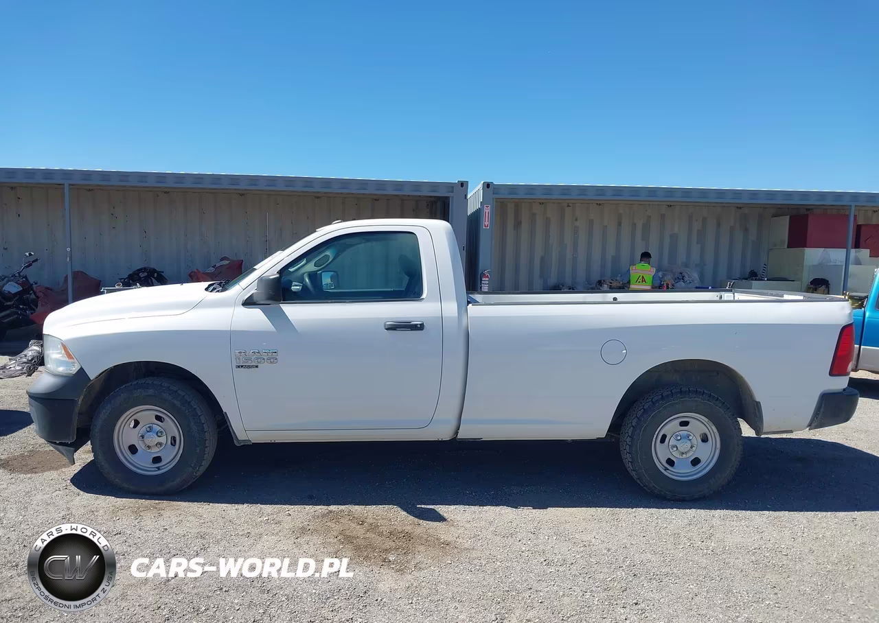 2019 Ram 1500 Classic VIN:3C6JR7DG7KG606363 - 16
