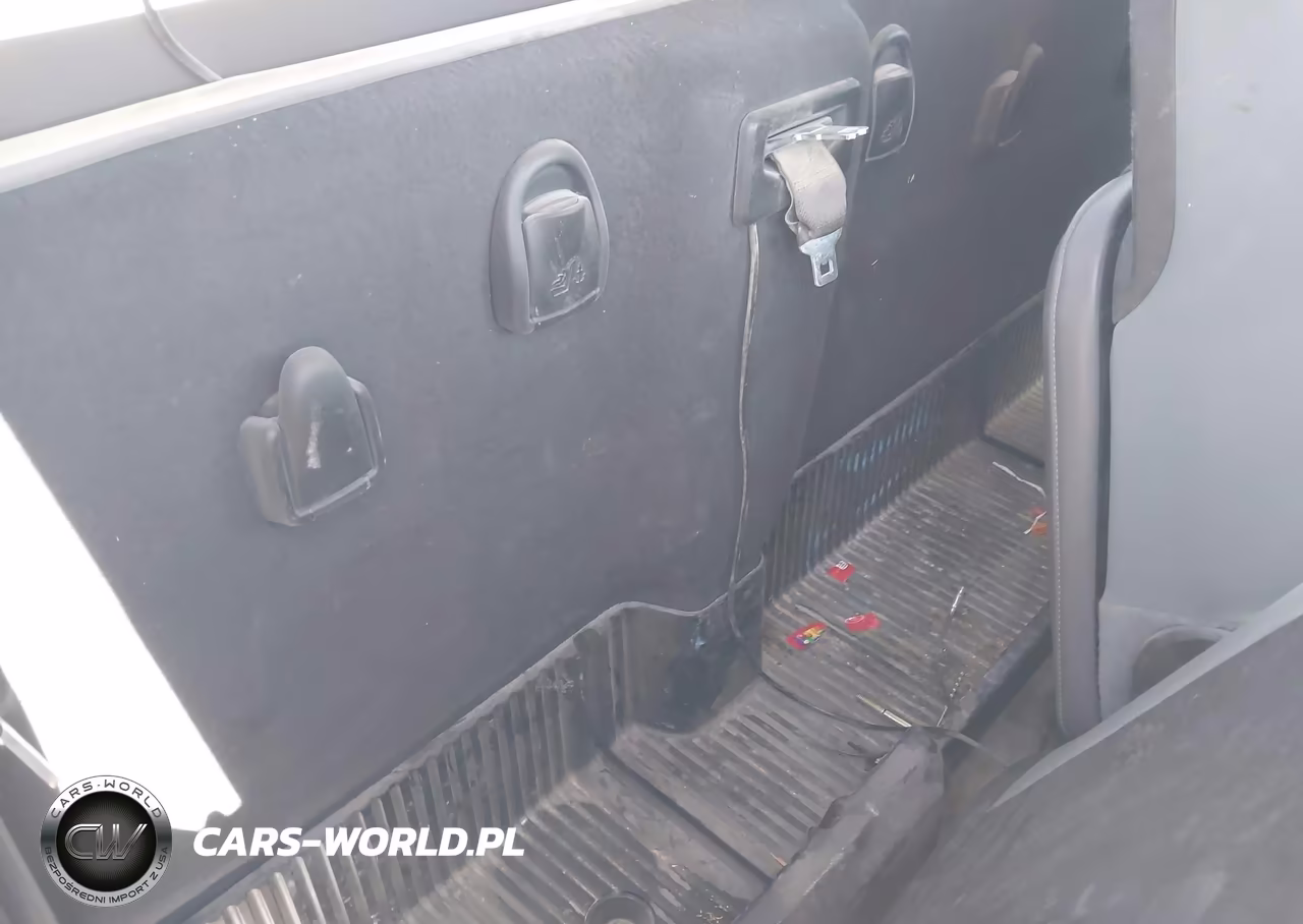 2019 Ram 1500 Classic VIN:3C6JR7DG7KG606363 - 8