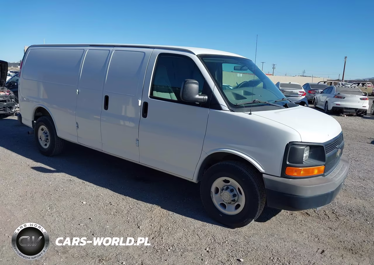 2009 Chevrolet Express 3500 Work Van
