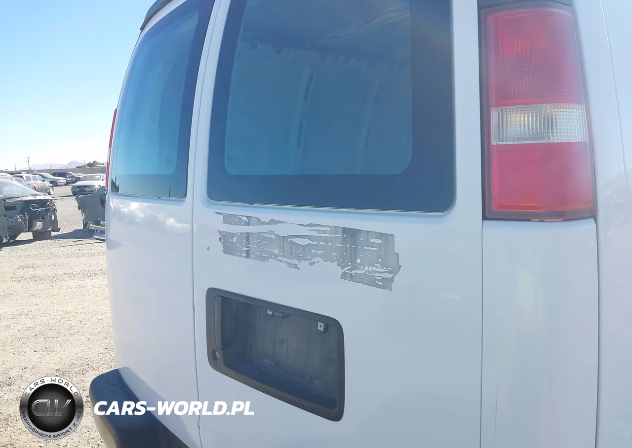 2010 Chevrolet Express 3500 Work Van VIN:1GC2GUBA7A1145713 - 15
