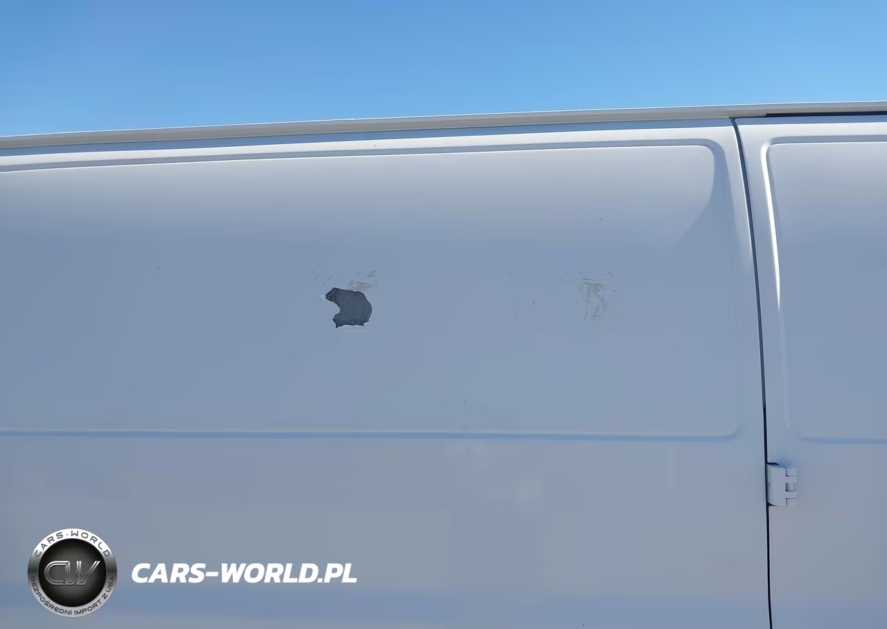 2010 Chevrolet Express 3500 Work Van VIN:1GC2GUBA7A1145713 - 16