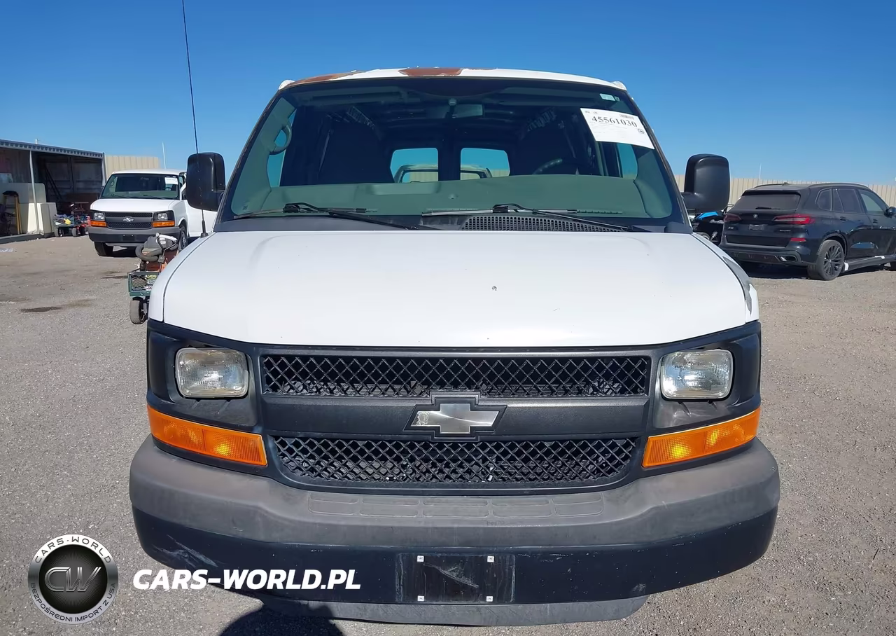 2010 Chevrolet Express 3500 Work Van VIN:1GC2GUBA7A1145713 - 17