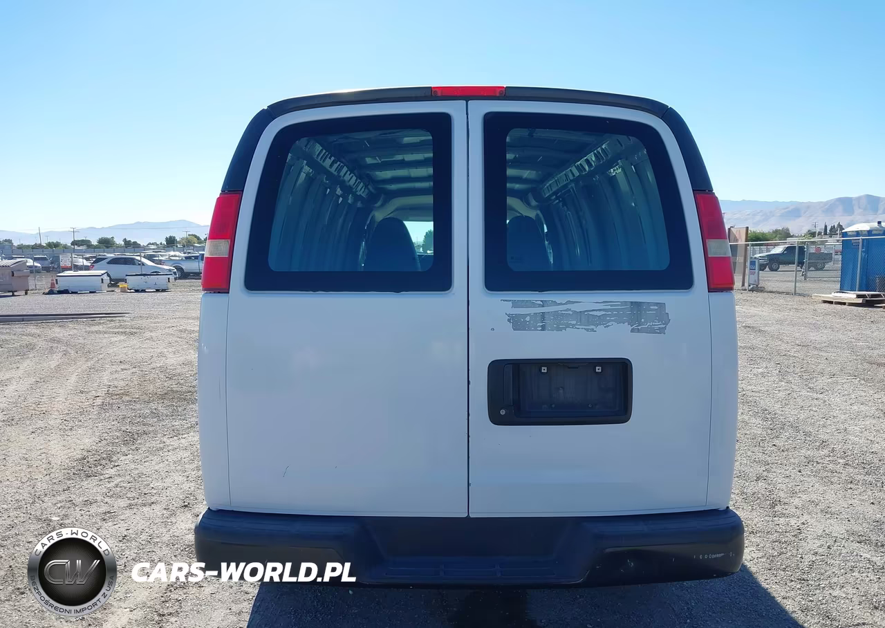 2010 Chevrolet Express 3500 Work Van VIN:1GC2GUBA7A1145713 - 21