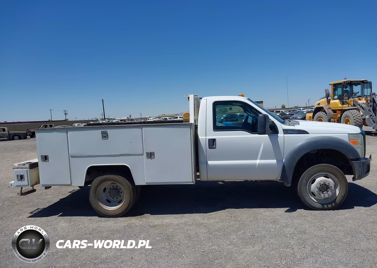 2015 Ford F-450 Chassis VIN:1FDTF4HY3FEA89468 - 13