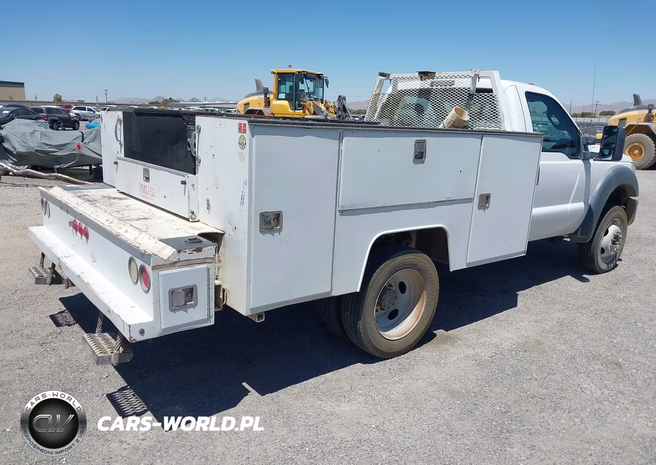 2015 Ford F-450 Chassis VIN:1FDTF4HY3FEA89468 - 4