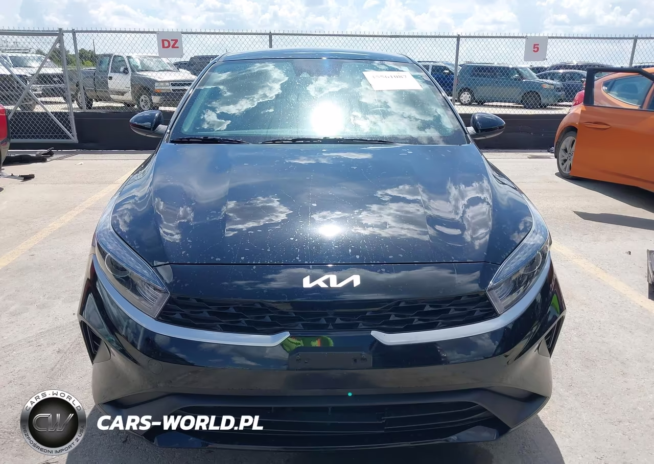 2024 Kia Forte Lxs VIN:3KPF24AD5RE816834 - 12