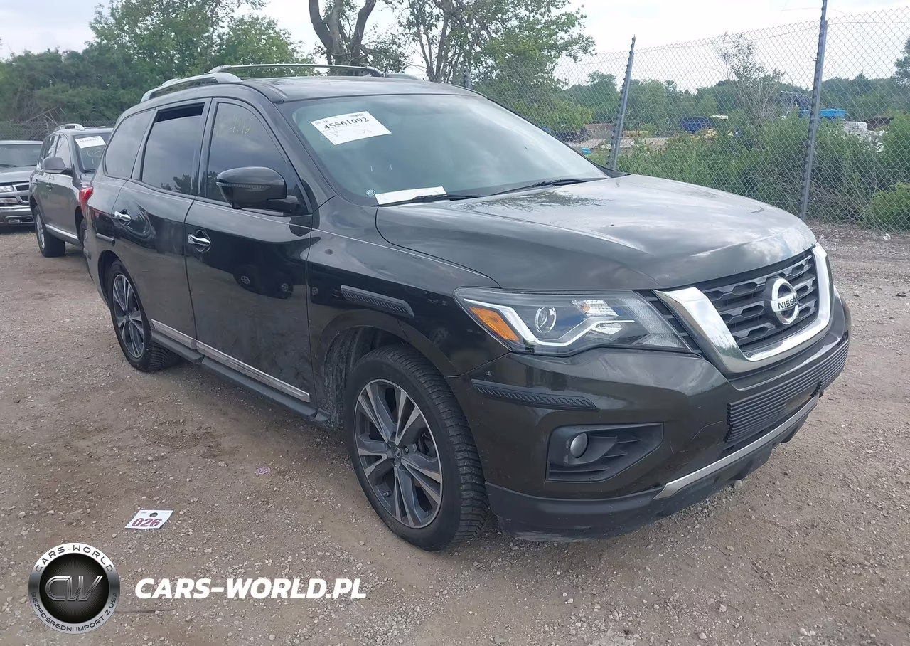 2017 Nissan Pathfinder Platinum