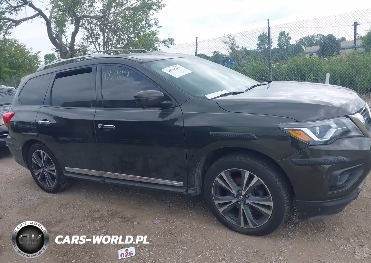 2017 Nissan Pathfinder Platinum VIN:5N1DR2MM1HC645682 - 13