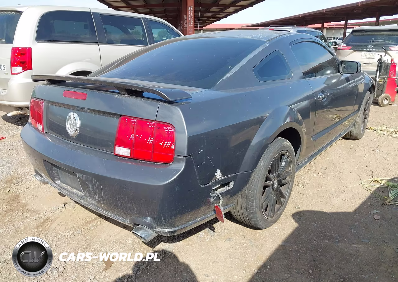 2007 Ford Mustang VIN:1ZVFT80N075331408 - 4