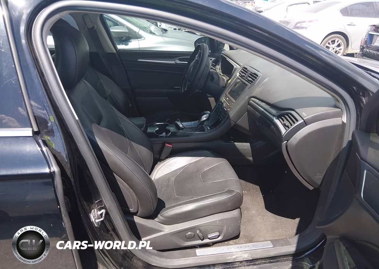 2016 Ford Fusion Titanium VIN:3FA6P0K96GR132293 - 5