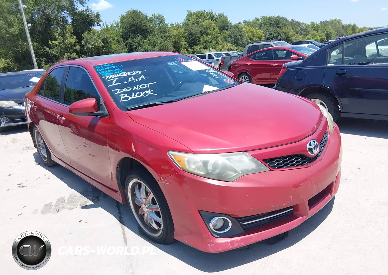 2012 Toyota Camry Se – zdjęcie 1 z 11
