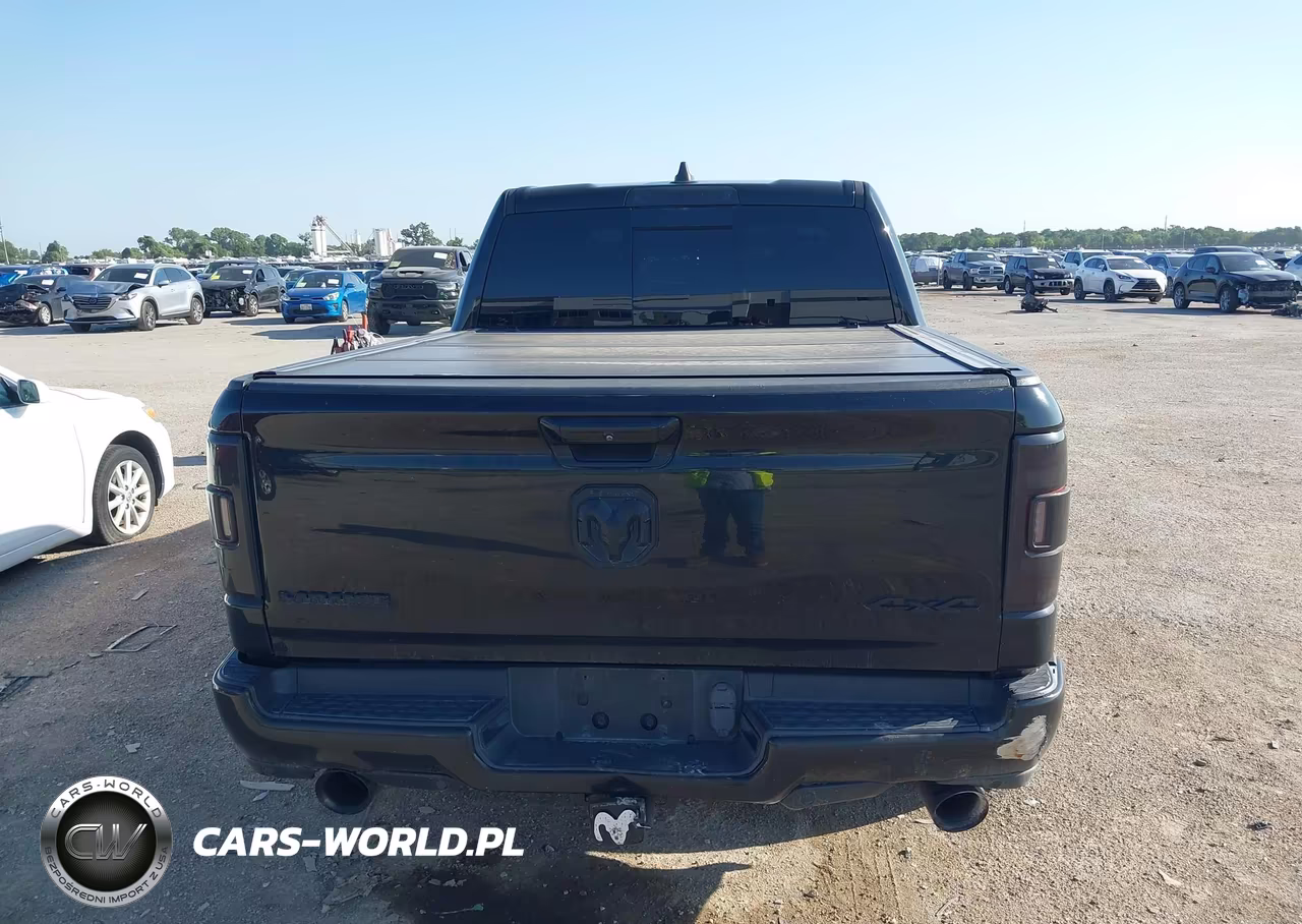 2019 Ram 1500 Laramie 4X4 5'7 Box VIN:1C6SRFJT6KN733290 - 16