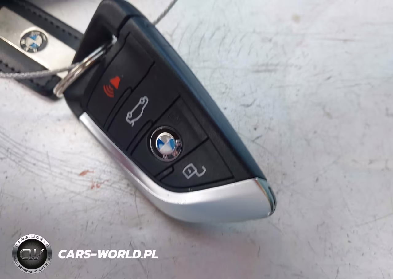 2024 BMW 230I VIN:3MW23CM09R8E38656 - 11