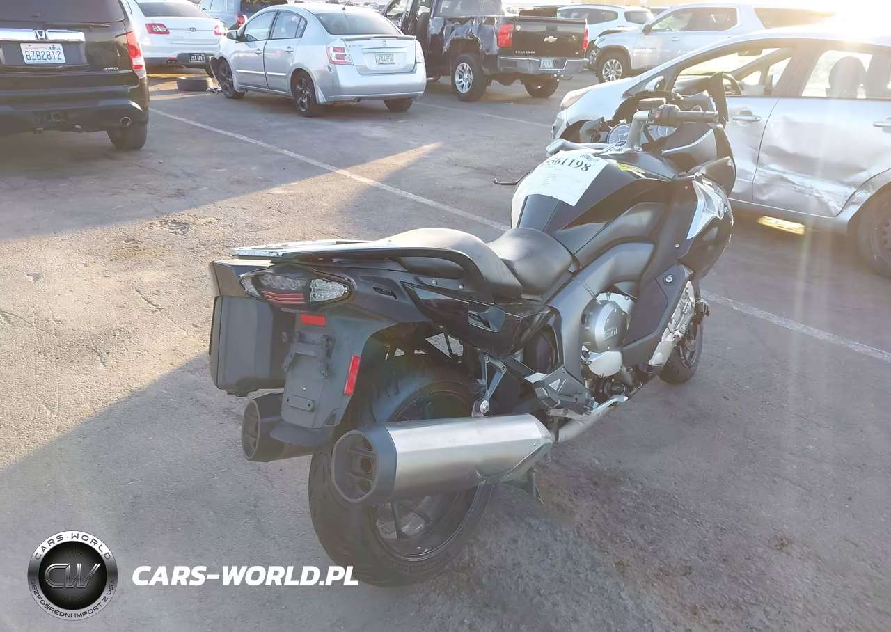 2017 BMW K1600 Gt VIN:WB10F1108HZ542518 - 4