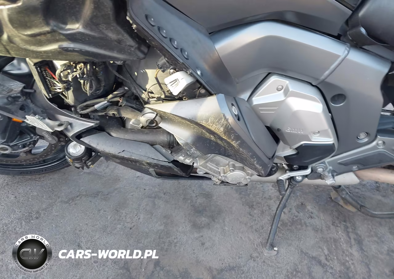 2017 BMW K1600 Gt VIN:WB10F1108HZ542518 - 9