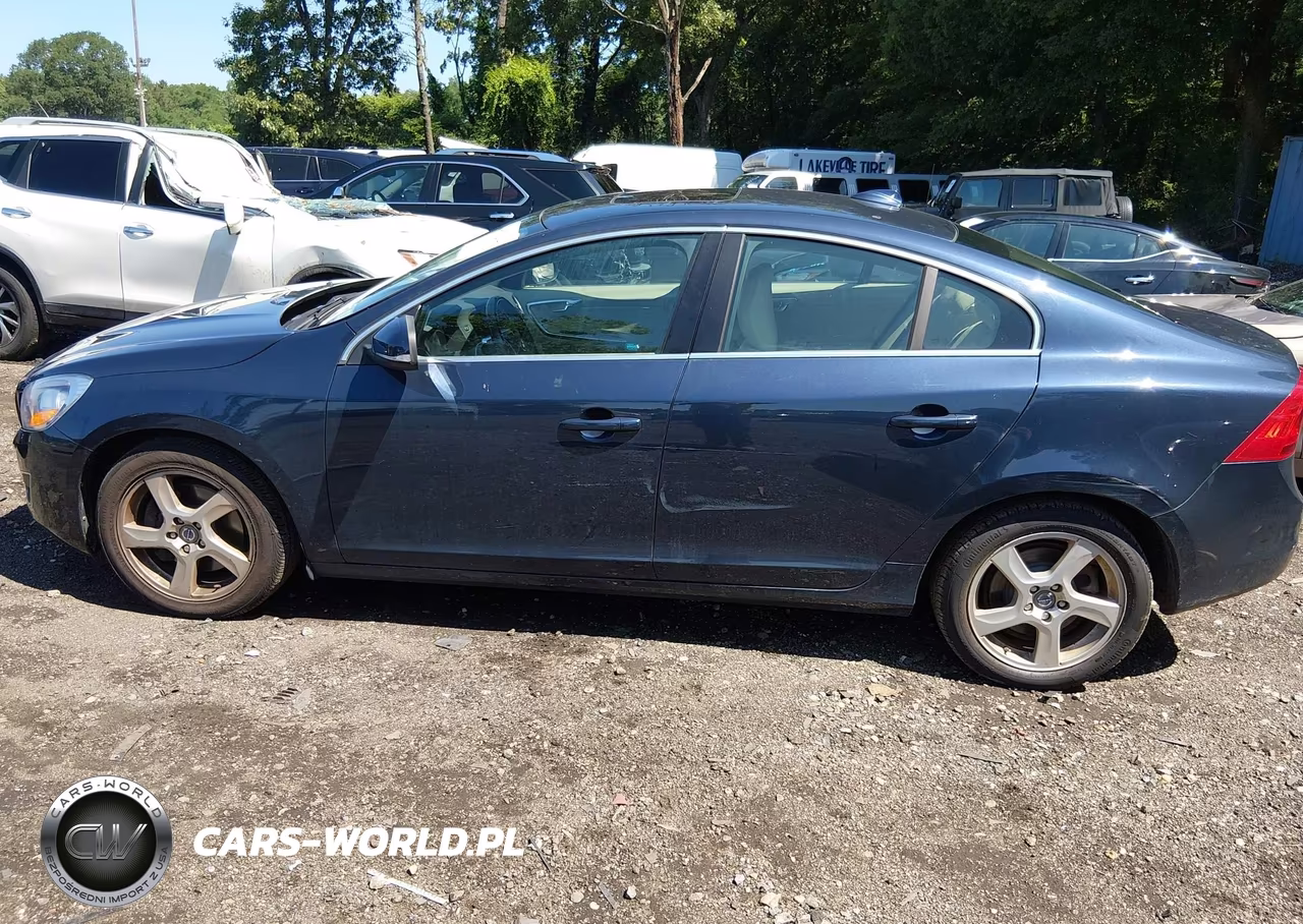 2012 Volvo S60 T5-T5 W-Moonroof VIN:YV1622FS9C2145551 - 6