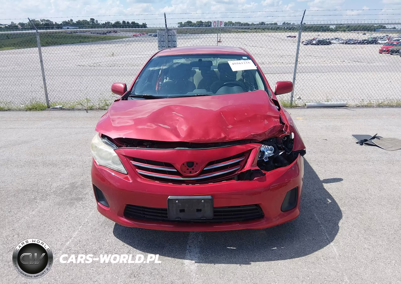 2013 Toyota Corolla Le VIN:JTDBU4EE1DJ114310 - 13