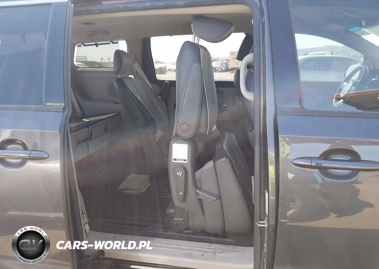 2018 Kia Sedona Sx VIN:KNDMC5C19J6389066 - 8