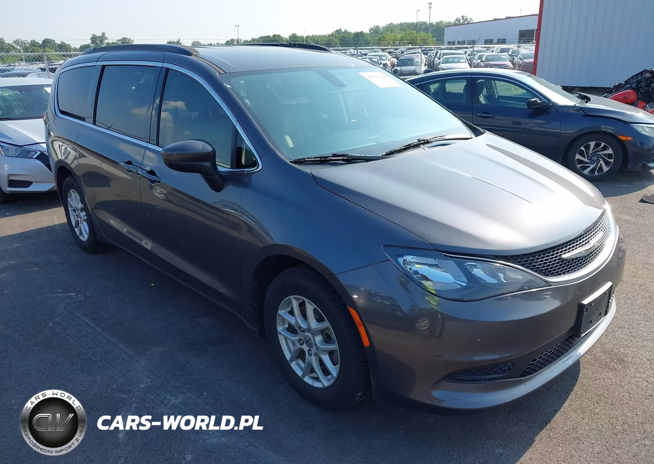 2021 Chrysler Voyager Lxi