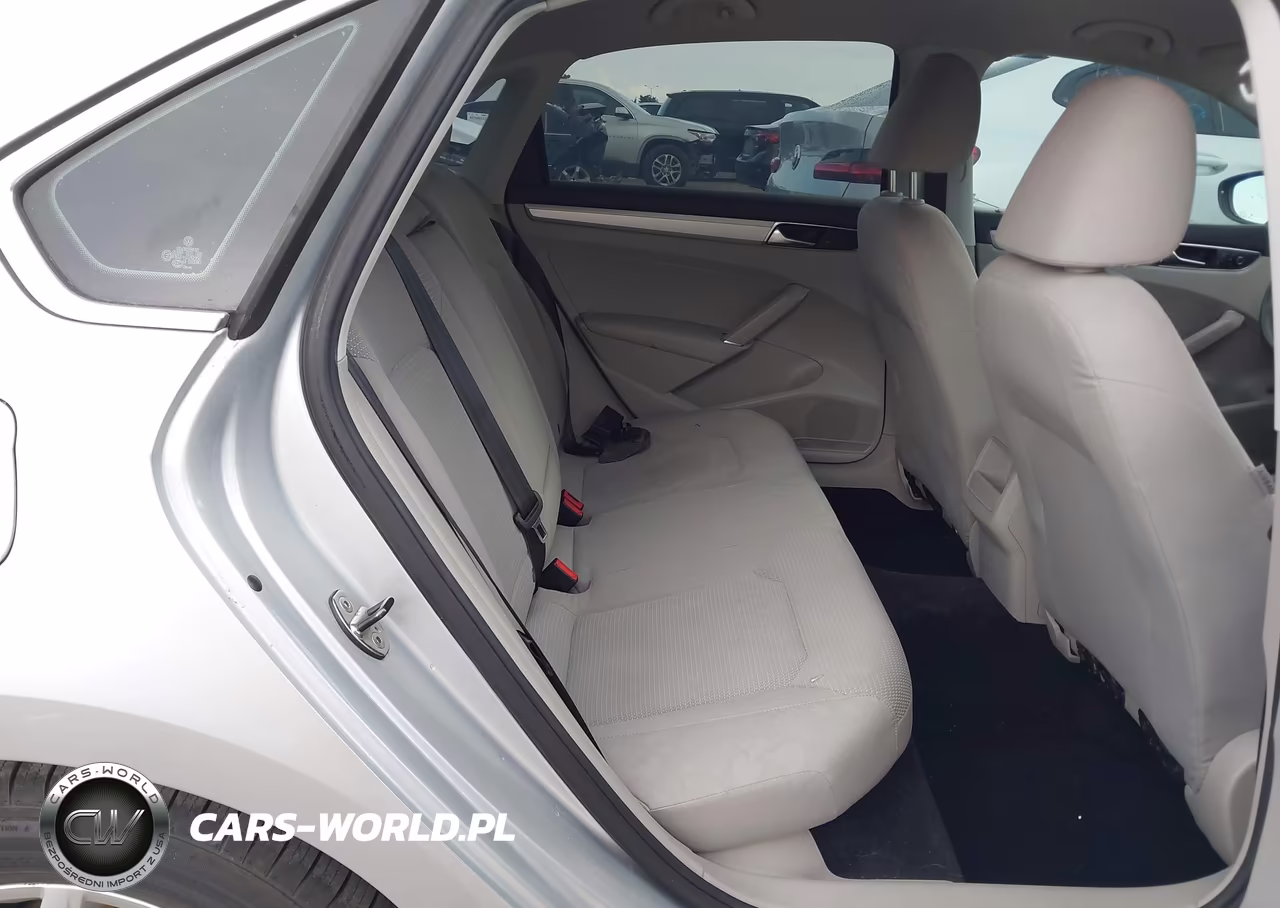 2017 Volkswagen Passat 1.8T S VIN:1VWAT7A39HC053025 - 8