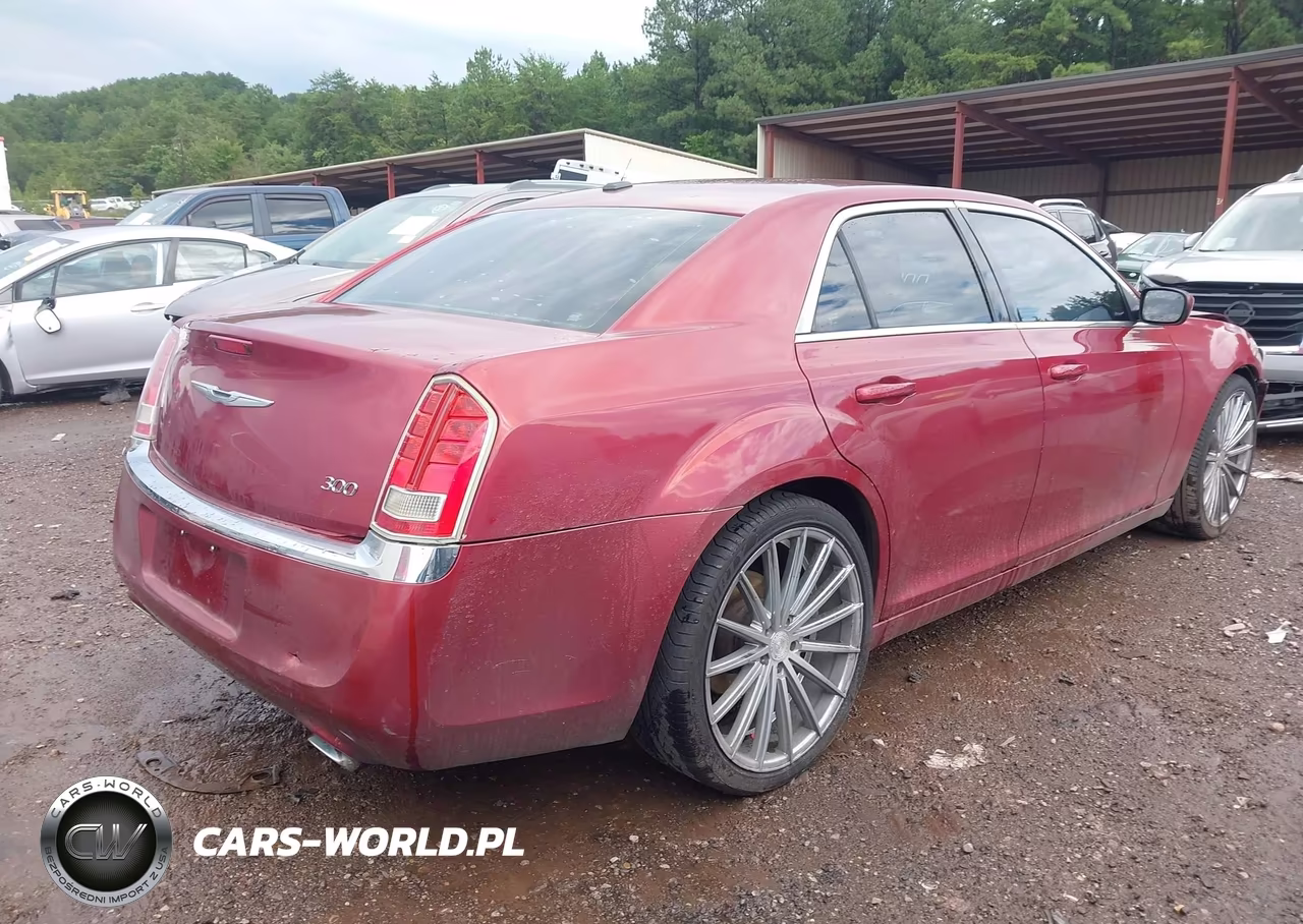 2014 Chrysler 300 VIN:2C3CCAAG0EH244406 - 4