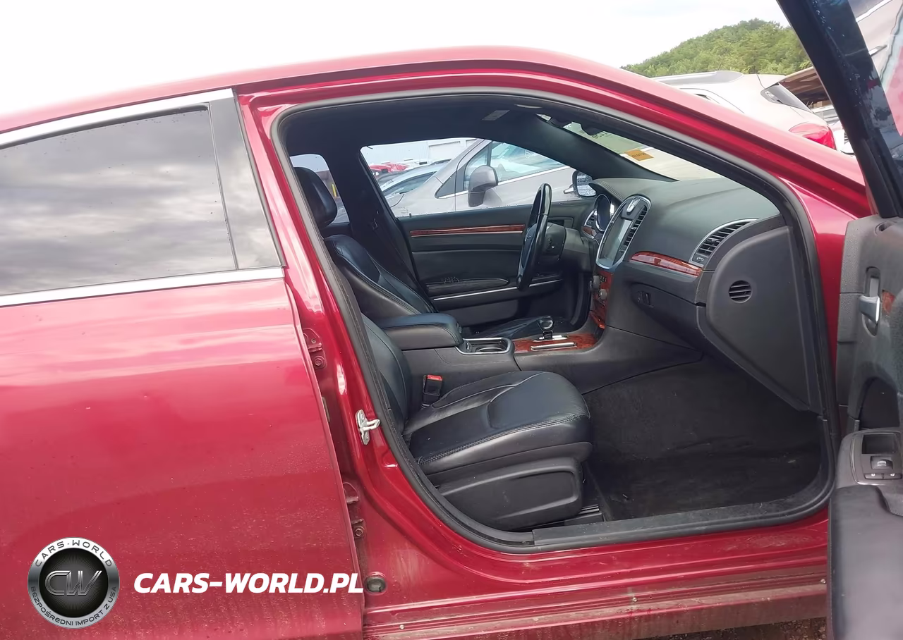 2014 Chrysler 300 VIN:2C3CCAAG0EH244406 - 5