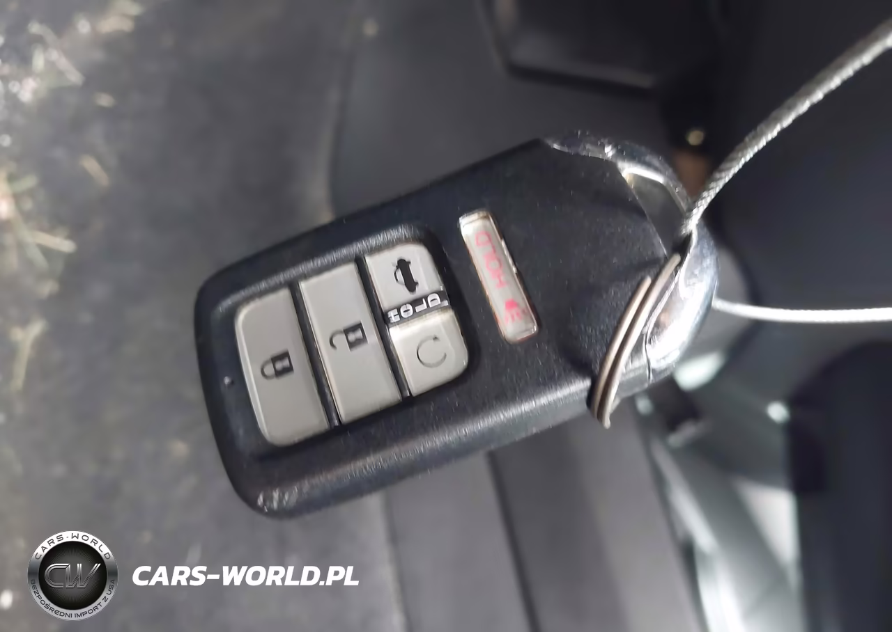 2019 Honda Civic Sport VIN:2HGFC2F82KH514667 - 11