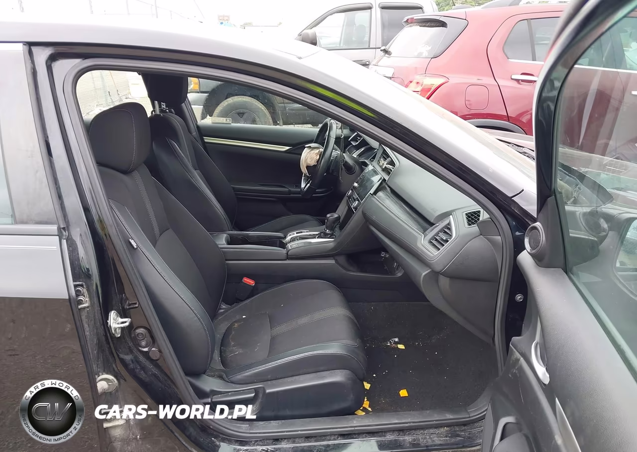 2019 Honda Civic Sport VIN:2HGFC2F82KH514667 - 5