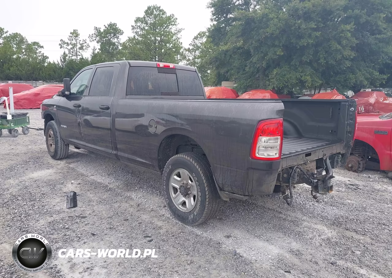 2022 Ram 2500 Tradesman 4X2 8' Box VIN:3C6UR4HLXNG100758 - 3