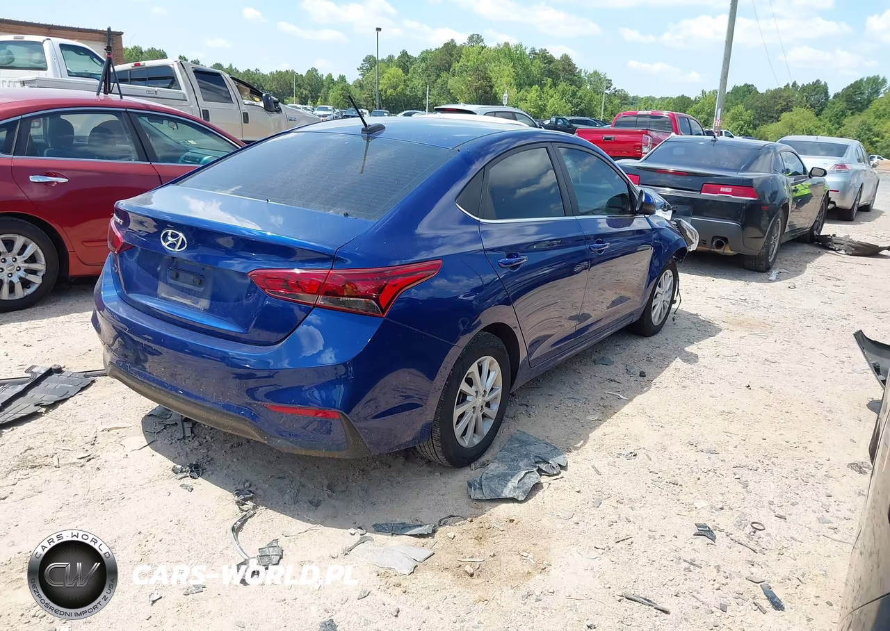 2022 Hyundai Accent Sel VIN:3KPC24A6XNE187442 - 4
