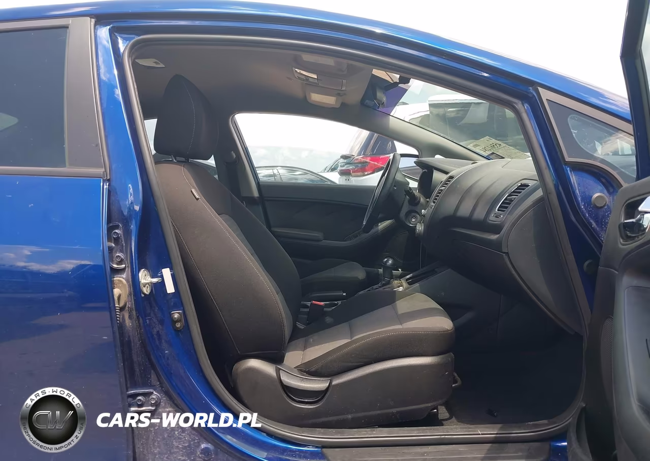 2018 Kia Forte S VIN:3KPFL4A70JE217870 - 5