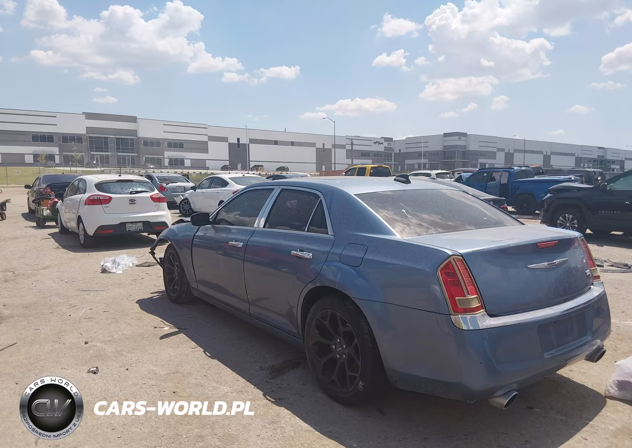 2011 Chrysler 300C VIN:2C3CA6CT7BH581163 - 3
