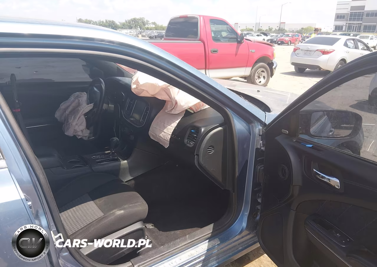 2011 Chrysler 300C VIN:2C3CA6CT7BH581163 - 5