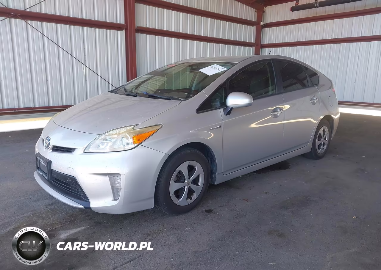 2015 Toyota Prius Two VIN:JTDKN3DUXF1931049 - 2