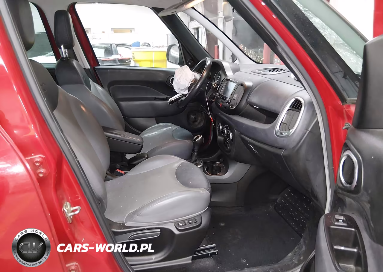 2014 Fiat 500L Lounge VIN:ZFBCFACHXEZ015176 - 5