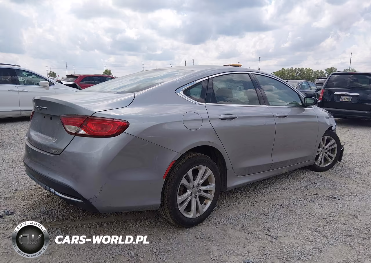 2015 Chrysler 200 Limited VIN:1C3CCCAB2FN593477 - 4