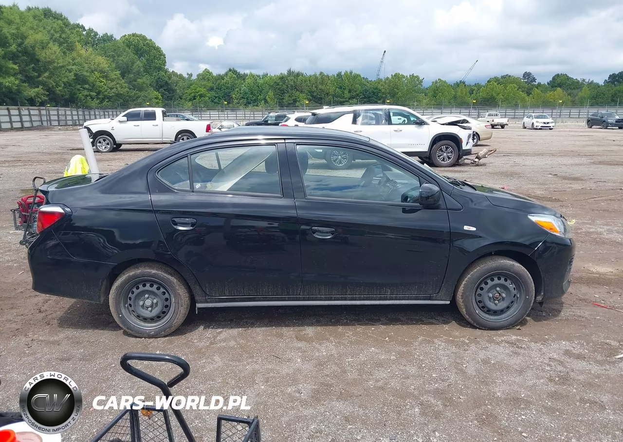2024 Mitsubishi Mirage G4 Black Edition-Es-Le VIN:ML32FUFJ9RHF11239 - 13