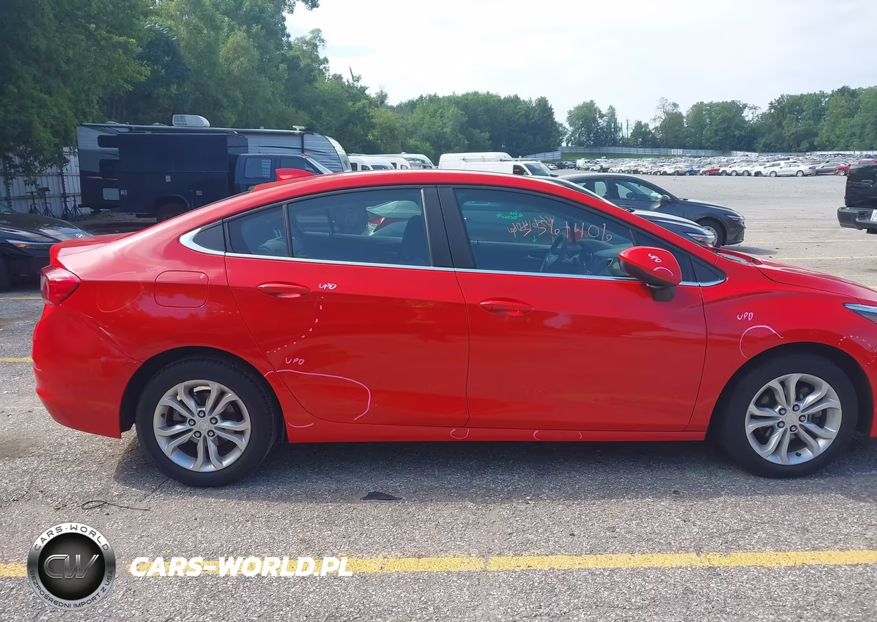 2019 Chevrolet Cruze Lt VIN:1G1BE5SM5K7142404 - 13