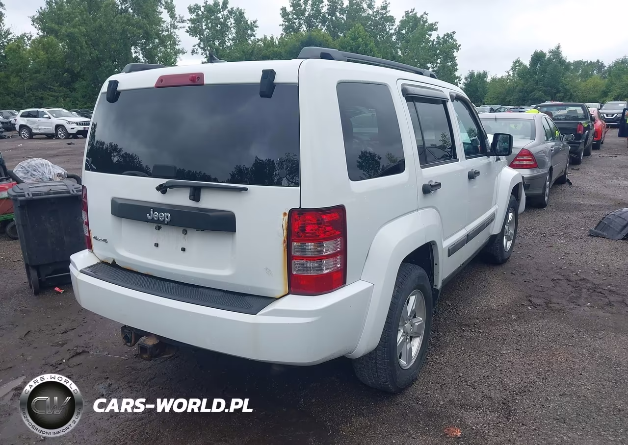 2012 Jeep Liberty Sport VIN:1C4PJMAK2CW113159 - 4