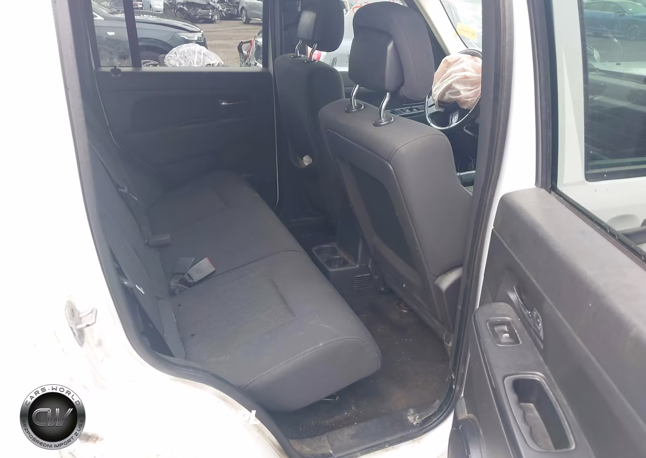 2012 Jeep Liberty Sport VIN:1C4PJMAK2CW113159 - 8