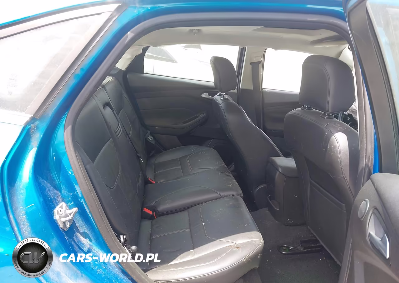 2016 Ford Focus Titanium VIN:1FADP3J24GL242612 - 8