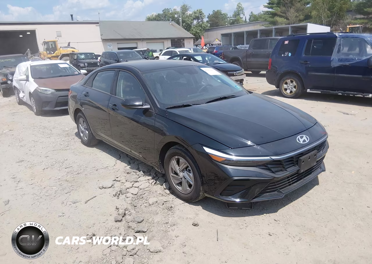 2025 Hyundai Elantra Se – zdjęcie 1 z 16