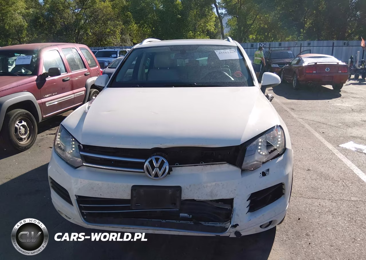 2011 Volkswagen Touareg Vr6 Lux VIN:WVGFF9BP8BD002495 - 12