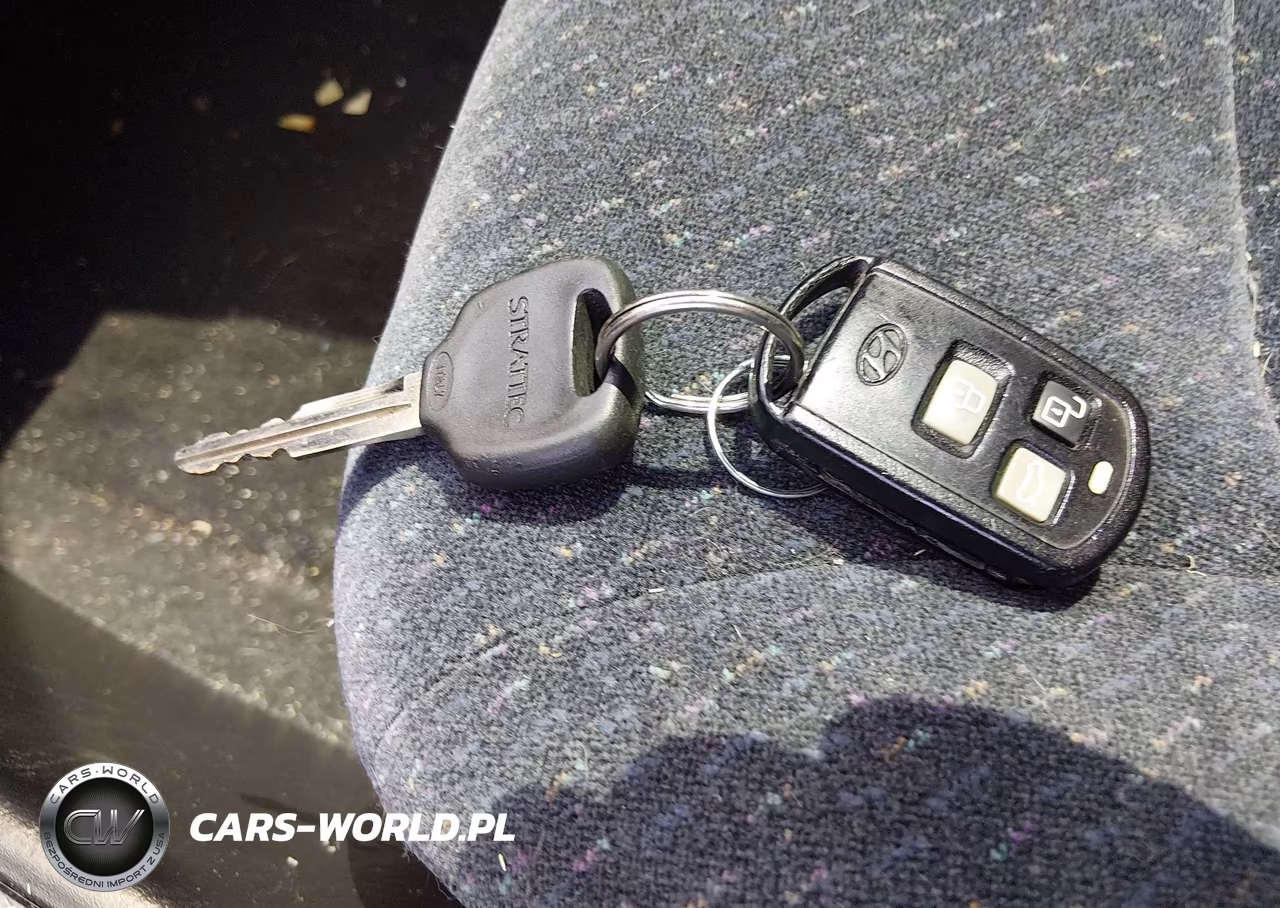 2005 Hyundai Sonata Gl V6 VIN:KMHWF25H05A166308 - 11
