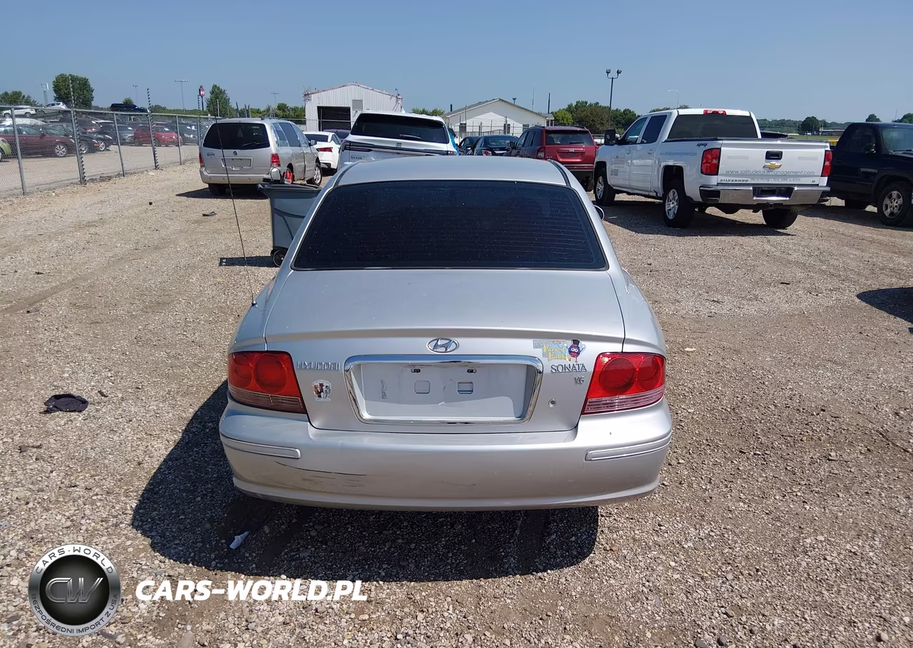 2005 Hyundai Sonata Gl V6 VIN:KMHWF25H05A166308 - 16