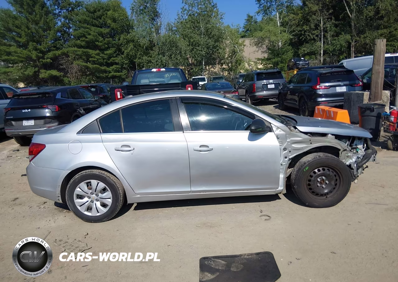 2012 Chevrolet Cruze Ls VIN:1G1PC5SH7C7272054 - 13