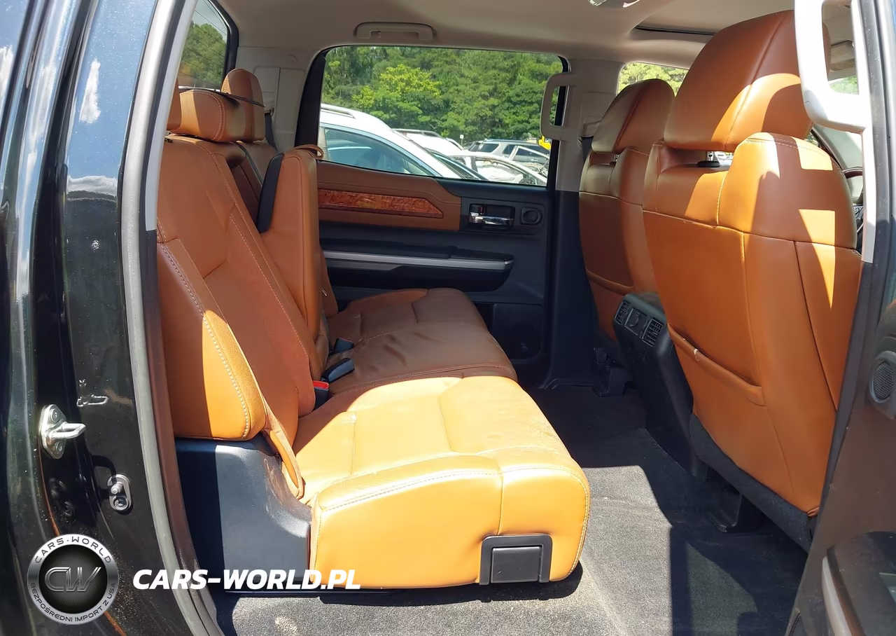 2017 Toyota Tundra VIN:5TFAY5F11HX637508 - 8