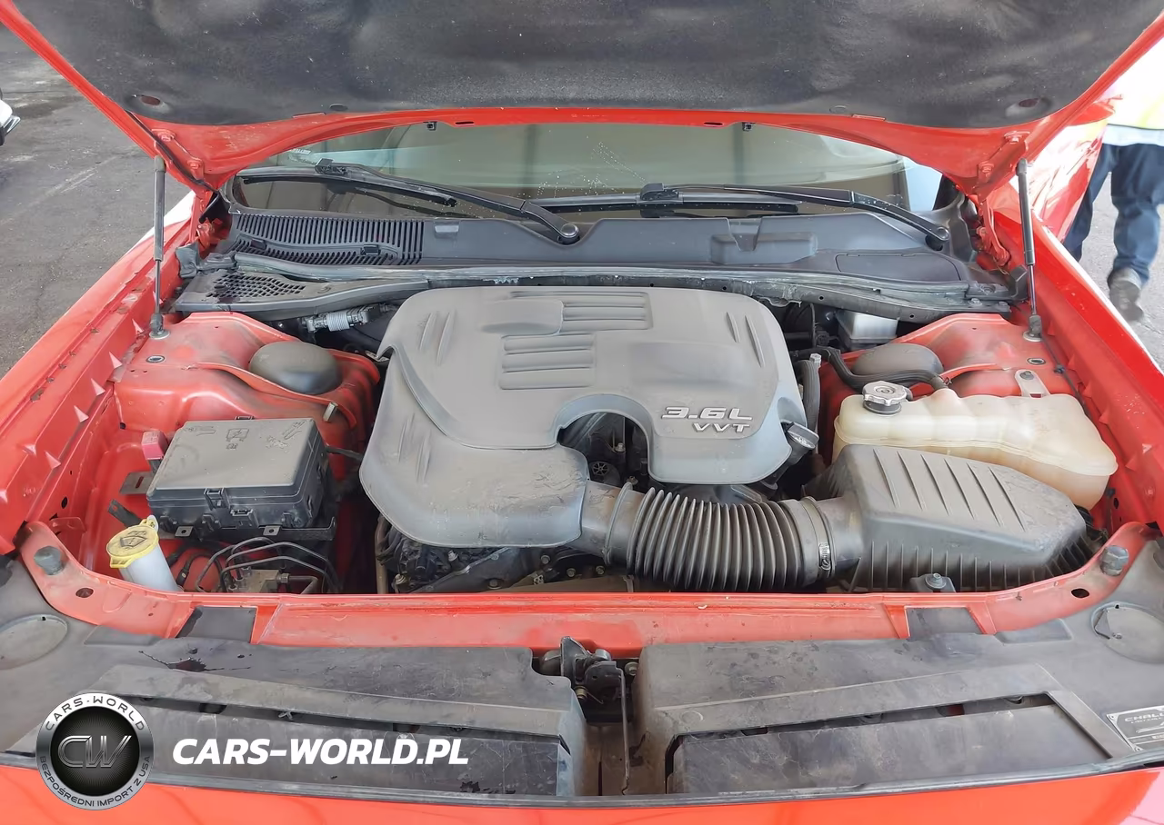 2023 Dodge Challenger Sxt VIN:2C3CDZAG2PH586941 - 10