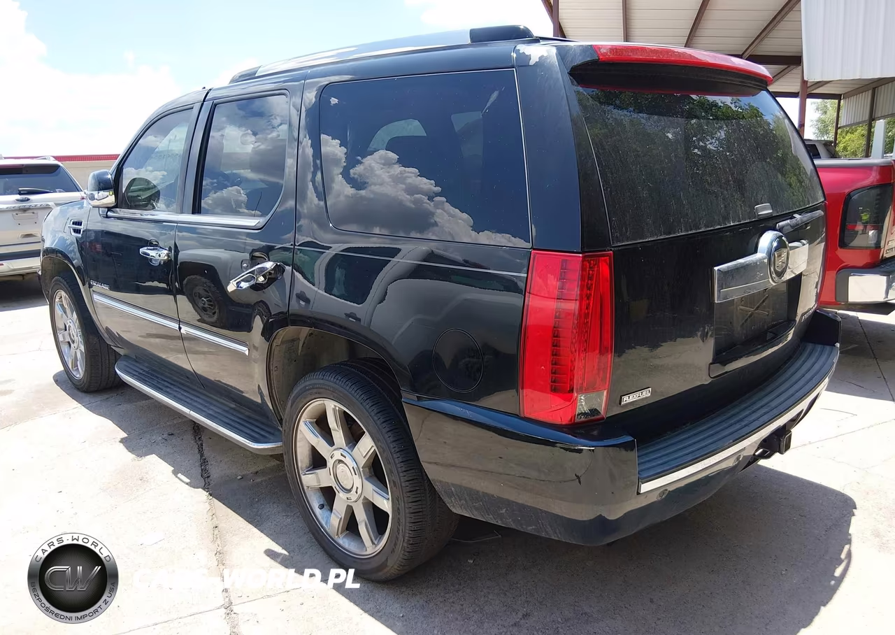 2012 Cadillac Escalade Luxury VIN:1GYS3BEFXCR111948 - 3