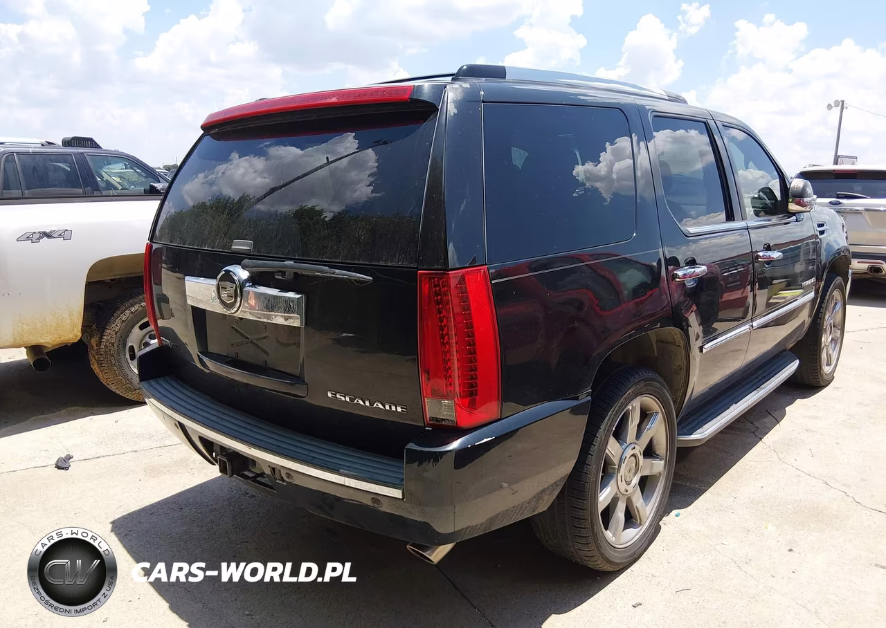 2012 Cadillac Escalade Luxury VIN:1GYS3BEFXCR111948 - 4